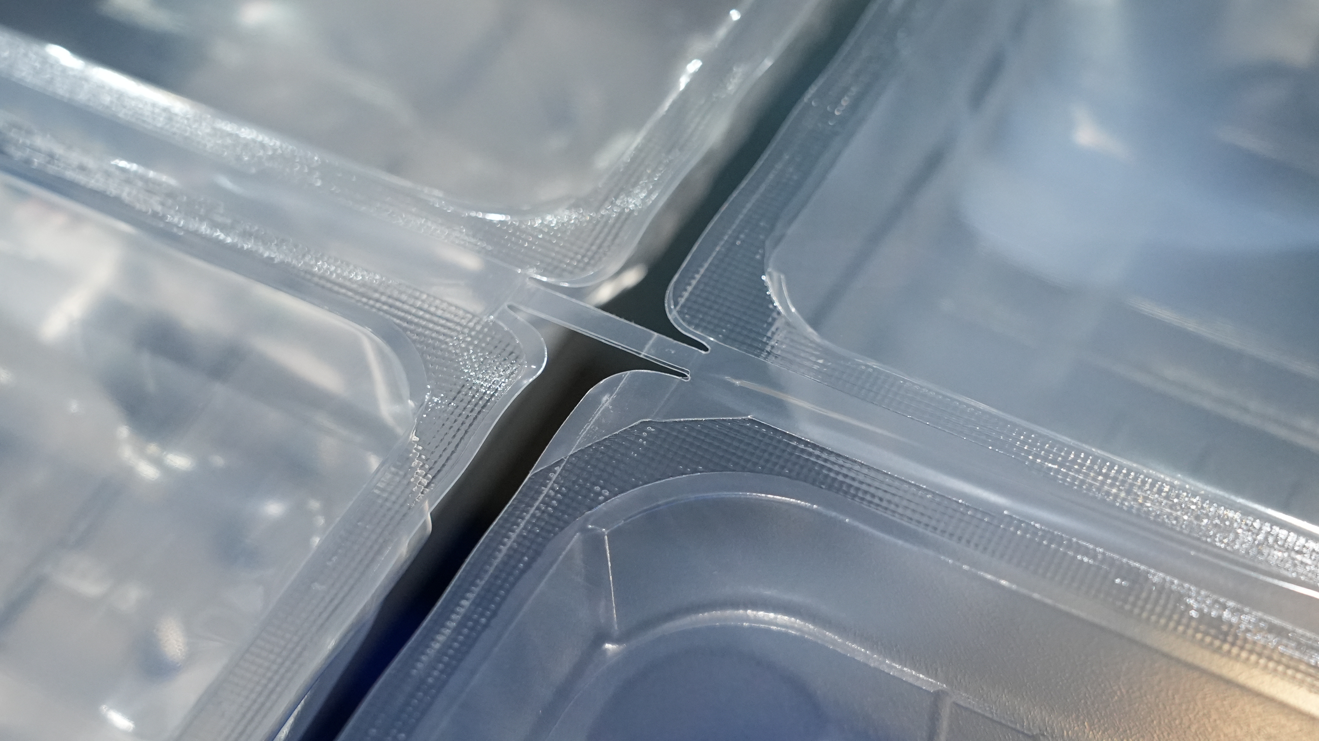 Hualian HVR-420T(Q) Confezionatrice sottovuoto termoformatrice MAP a film rigido per piatti pronti di salmone, frutti di mare, carne